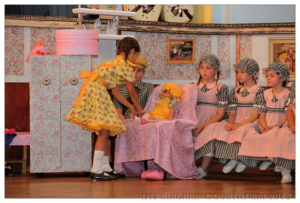 2015-niagara-country-bal-059