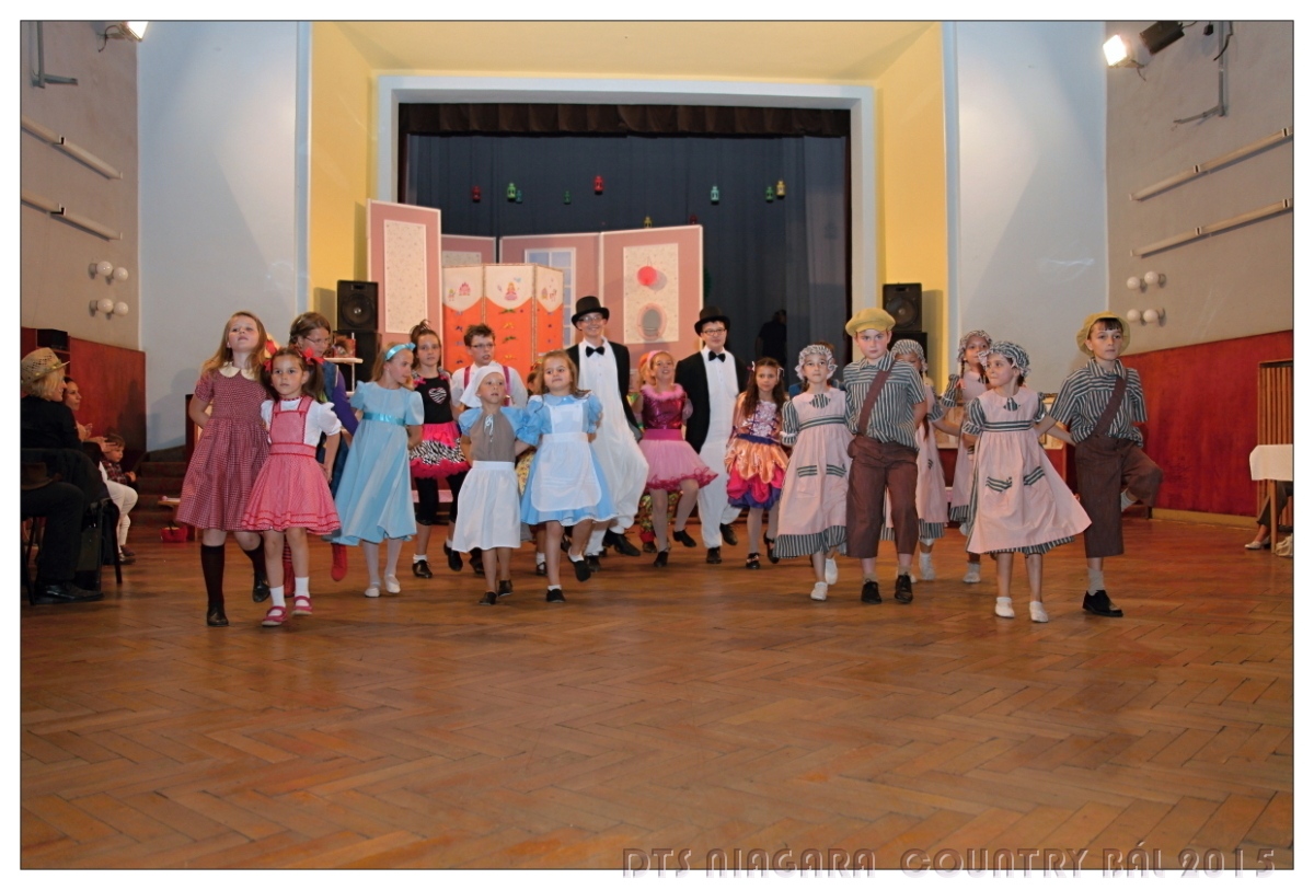 2015-niagara-country-bal-076
